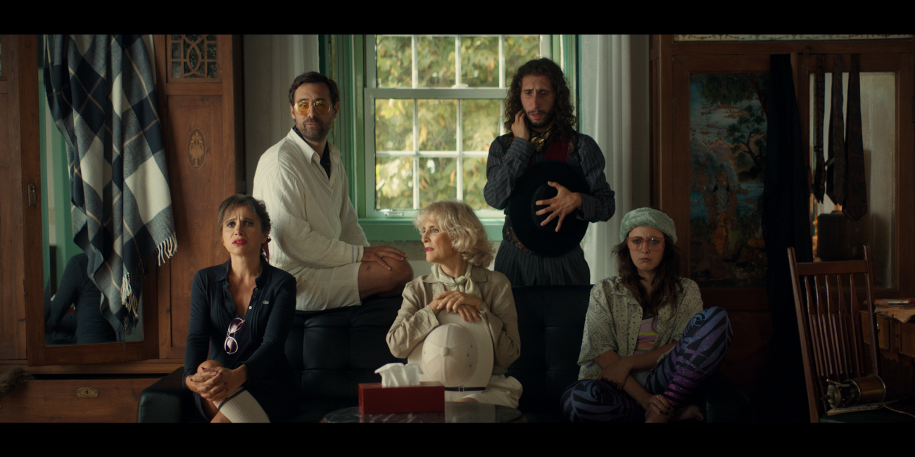 STILL_6